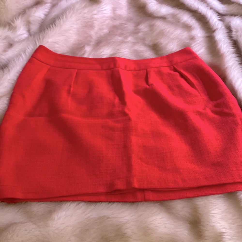 Mossimo skirt. 22 wide 17 long